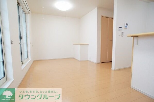 エミナンス南町の物件内観写真